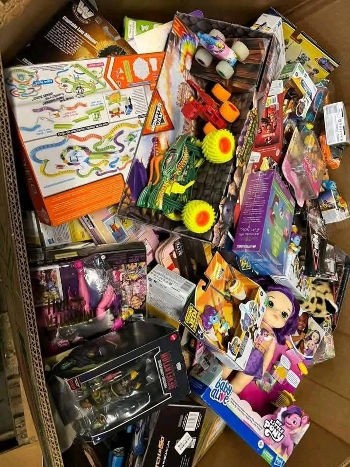 Brand New Toys & Games Pallet – 100 Pieces
